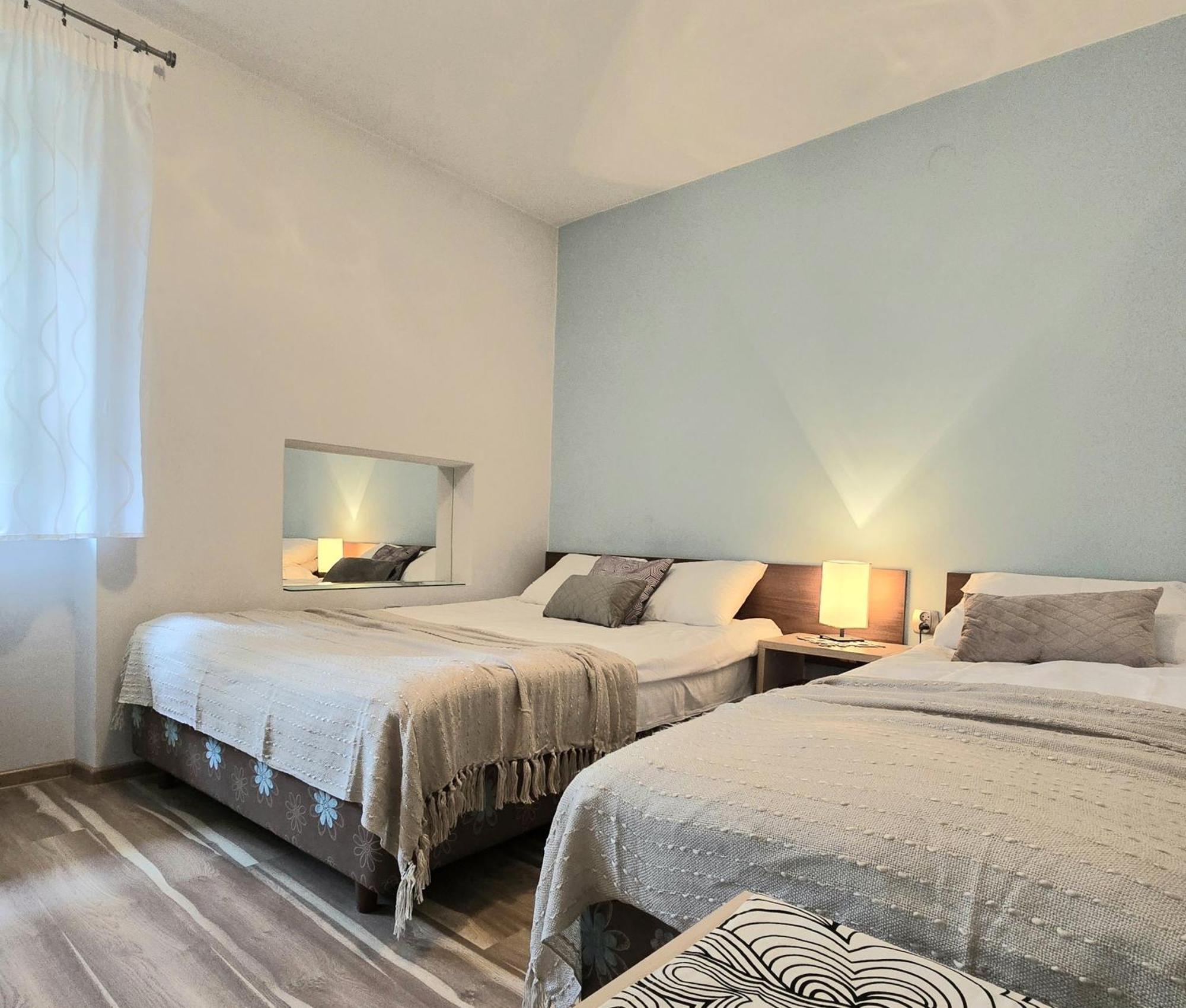 Willa Jagiellonka Apartamenty W Centrum, Parking Apartment